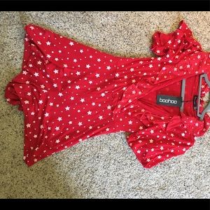 Boohoo red and white star print romper